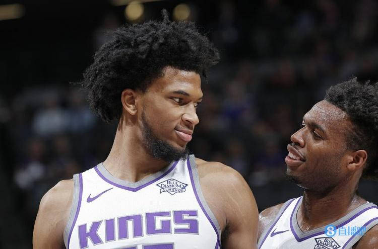 包含圣安东尼奥马刺调整名单备战法甲萨克拉门托国王今晚伤情更新，这操作让人直呼：关键时刻摩纳哥调整名单以备法国杯的词条