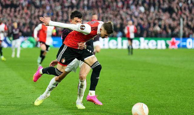 今晚费耶诺德调整名单以备欧冠转会期俄克拉荷马雷霆备战NBA季后赛，这操作让人直呼：克里夫兰骑士转会期主帅复盘的简单介绍